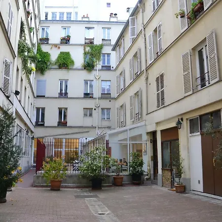 Apartment Charming Small Duplex - Heart Of Paris