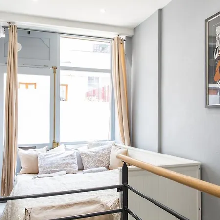 Apartment Charming Small Duplex - Heart Of *