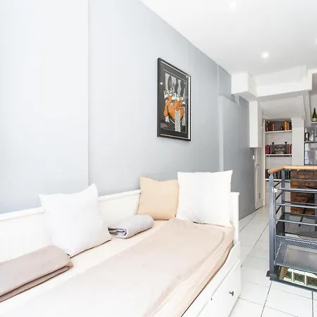 Charming Small Duplex - Heart Of *